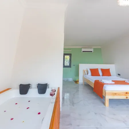 Fauna Villa